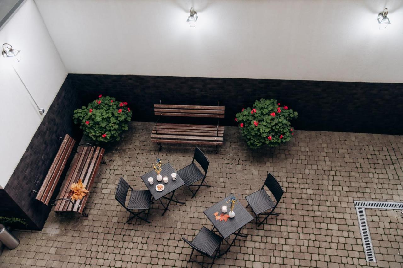 Hotel Nota Bene Loft Leopoli Esterno foto