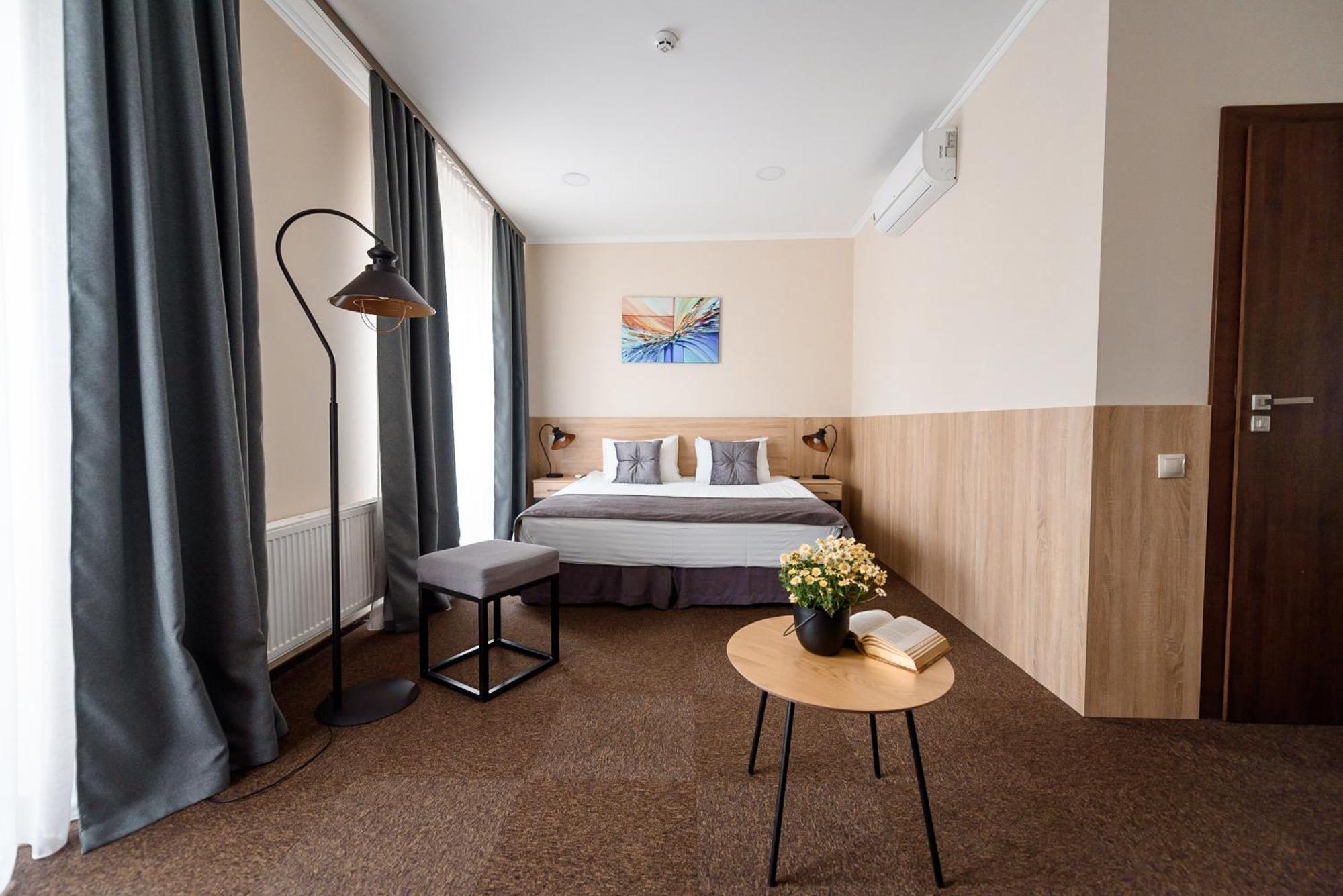 Hotel Nota Bene Loft Leopoli Esterno foto
